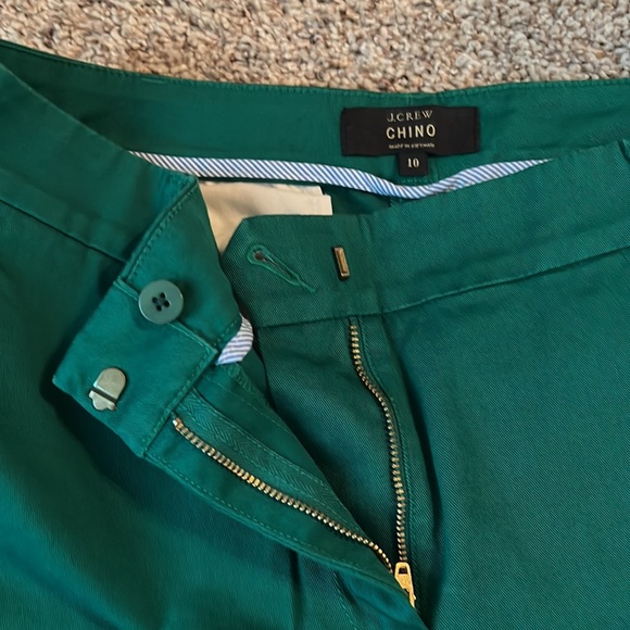 J Crew 4” stretch chino shorts - Picture 4 of 4